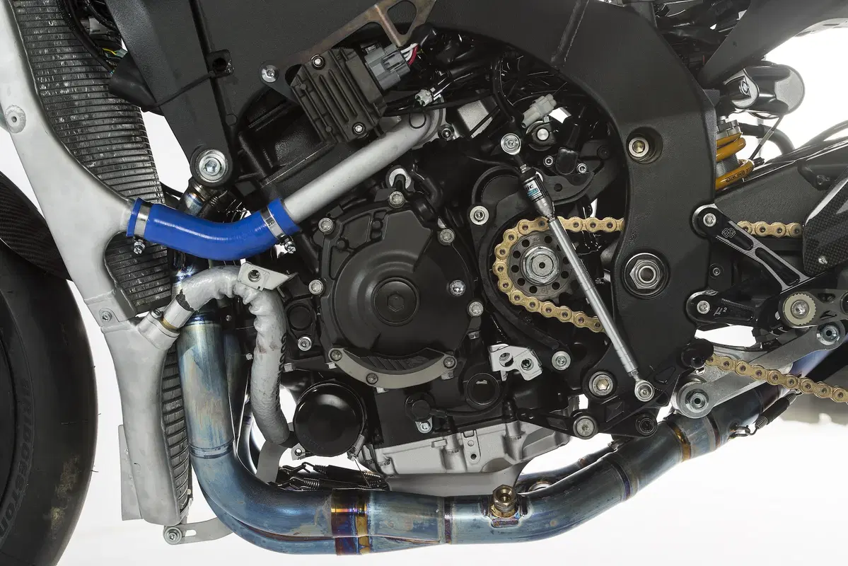 Yamaha YZF-R1M 2018 (21)
