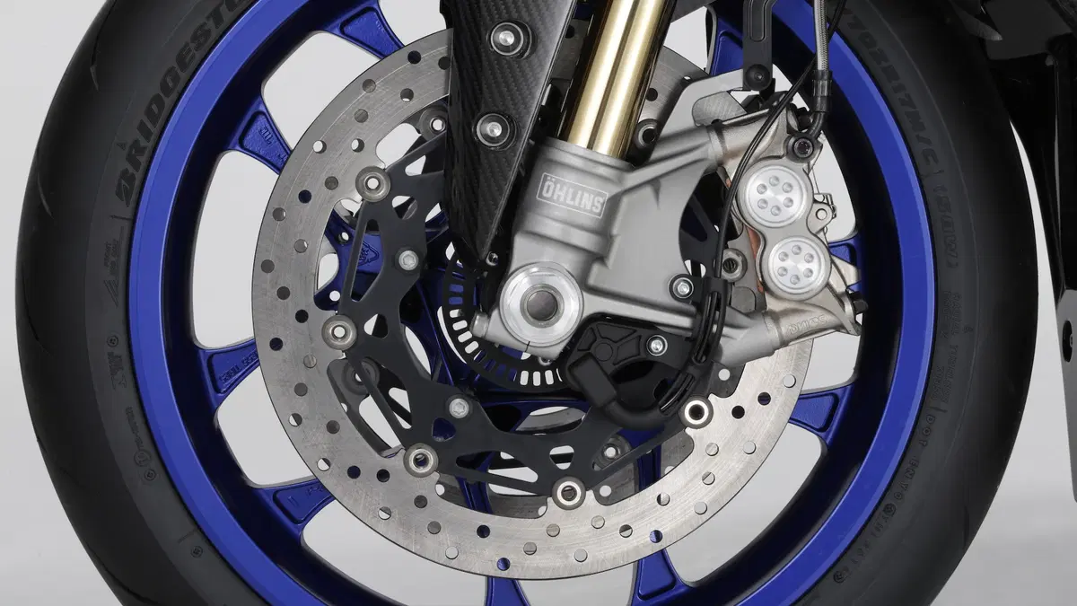 Yamaha YZF-R1M 2018 (3)