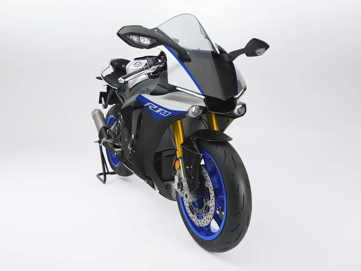 Yamaha YZF-R1M 2018 (14)