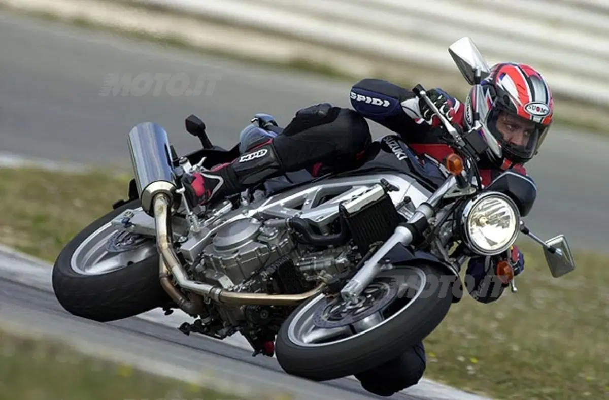 Suzuki SV 650, S e 1000 (9)