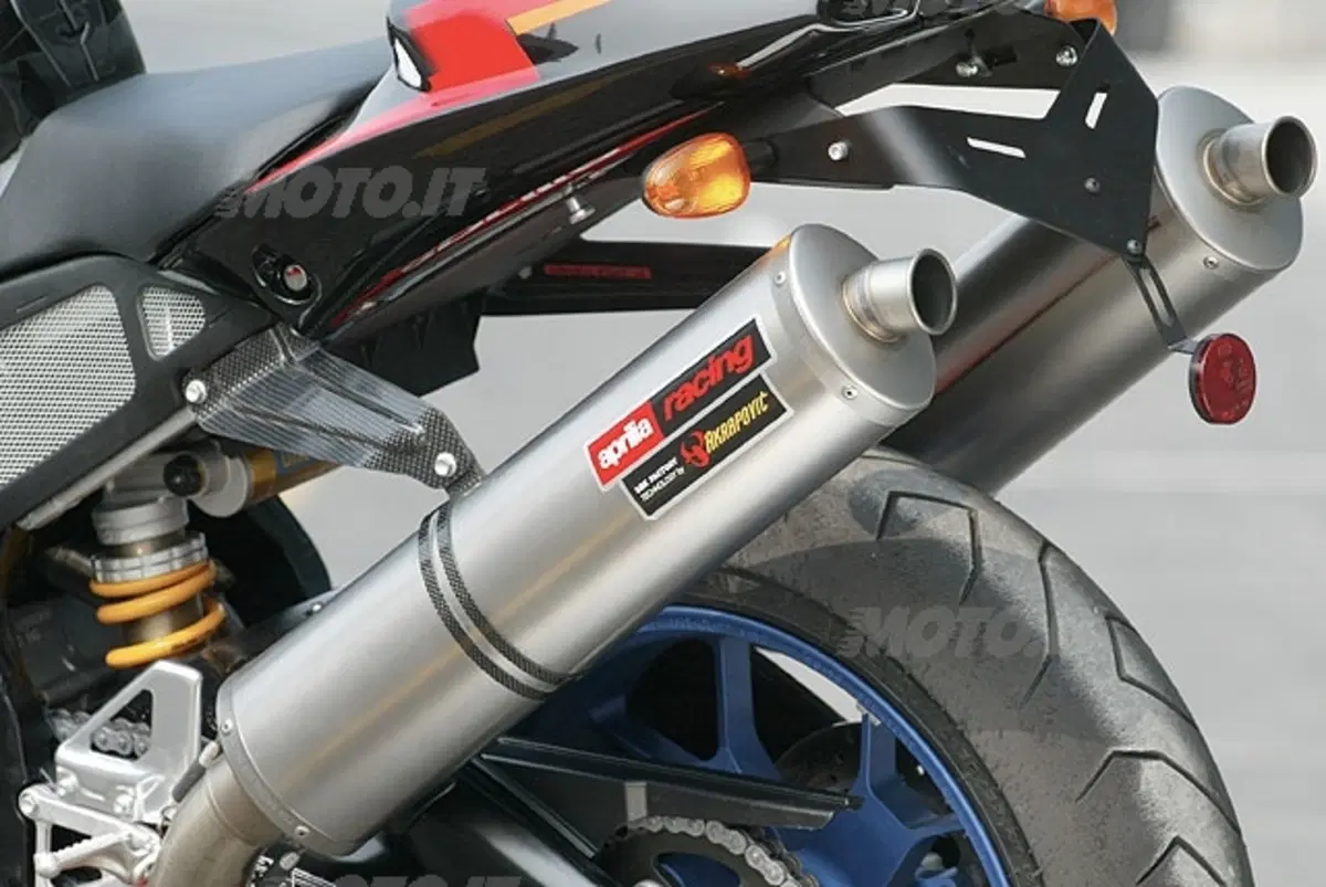 APRILIA RSV 1000 R Edwards (20)