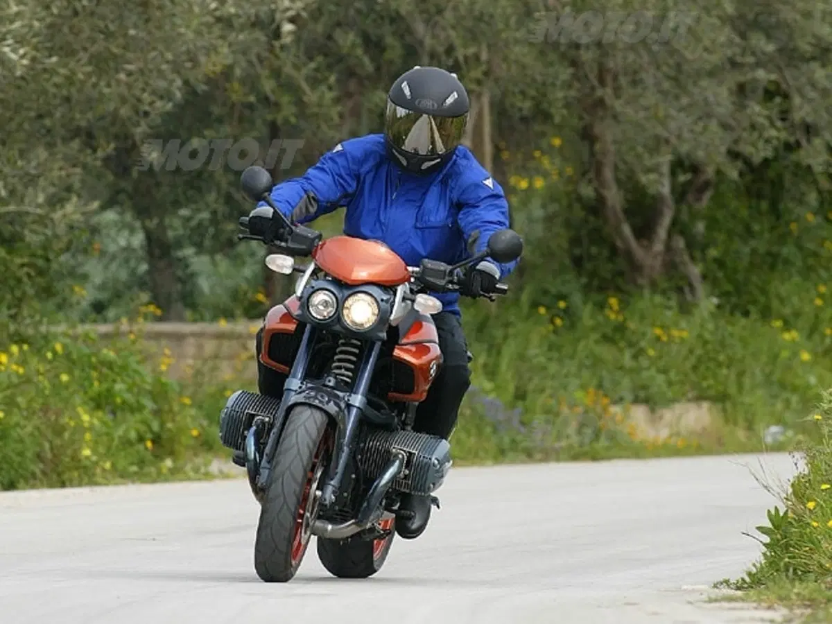 BMW R 1150 R Rockster (6)