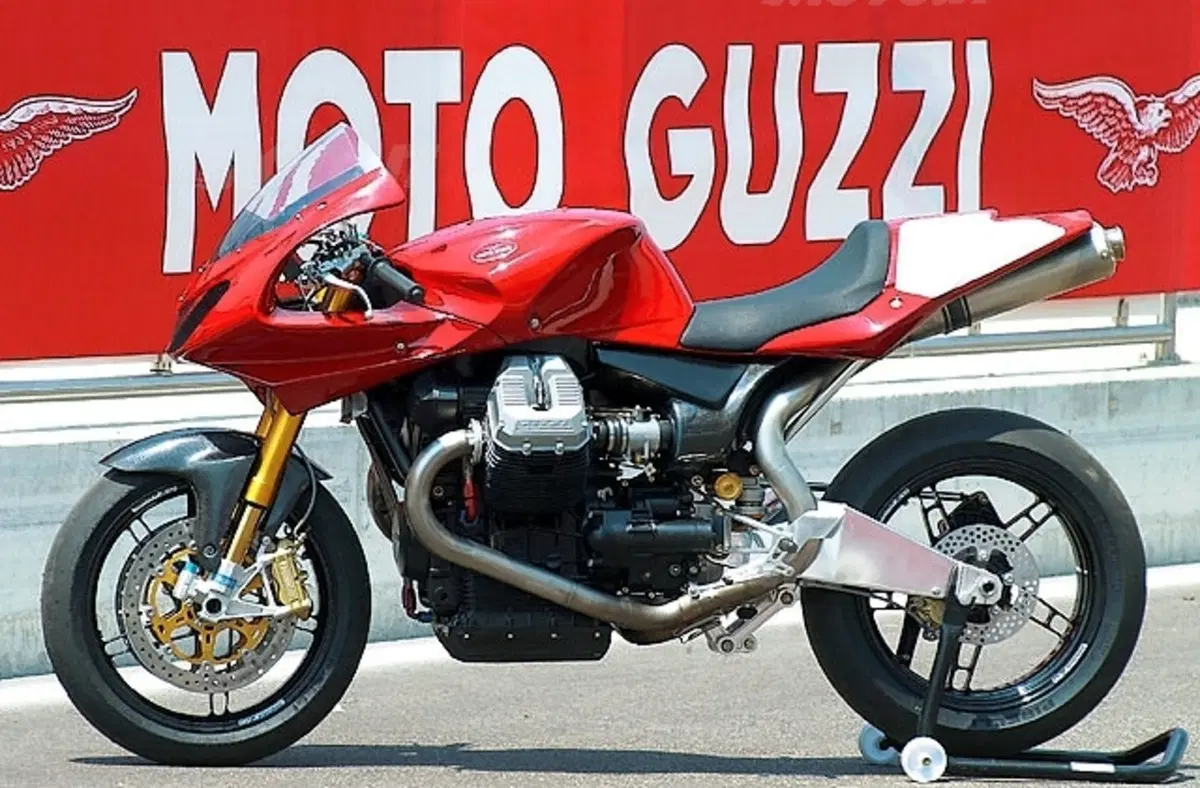 MOTO GUZZI MGS-01 Corsa (2)