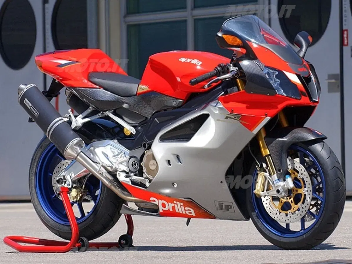 APRILIA RSV 1000 R Factory