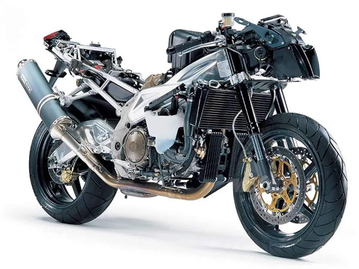 APRILIA RSV 1000 R Factory (8)