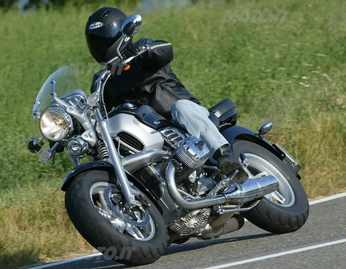 BMW R 1200 C Montauk (18)