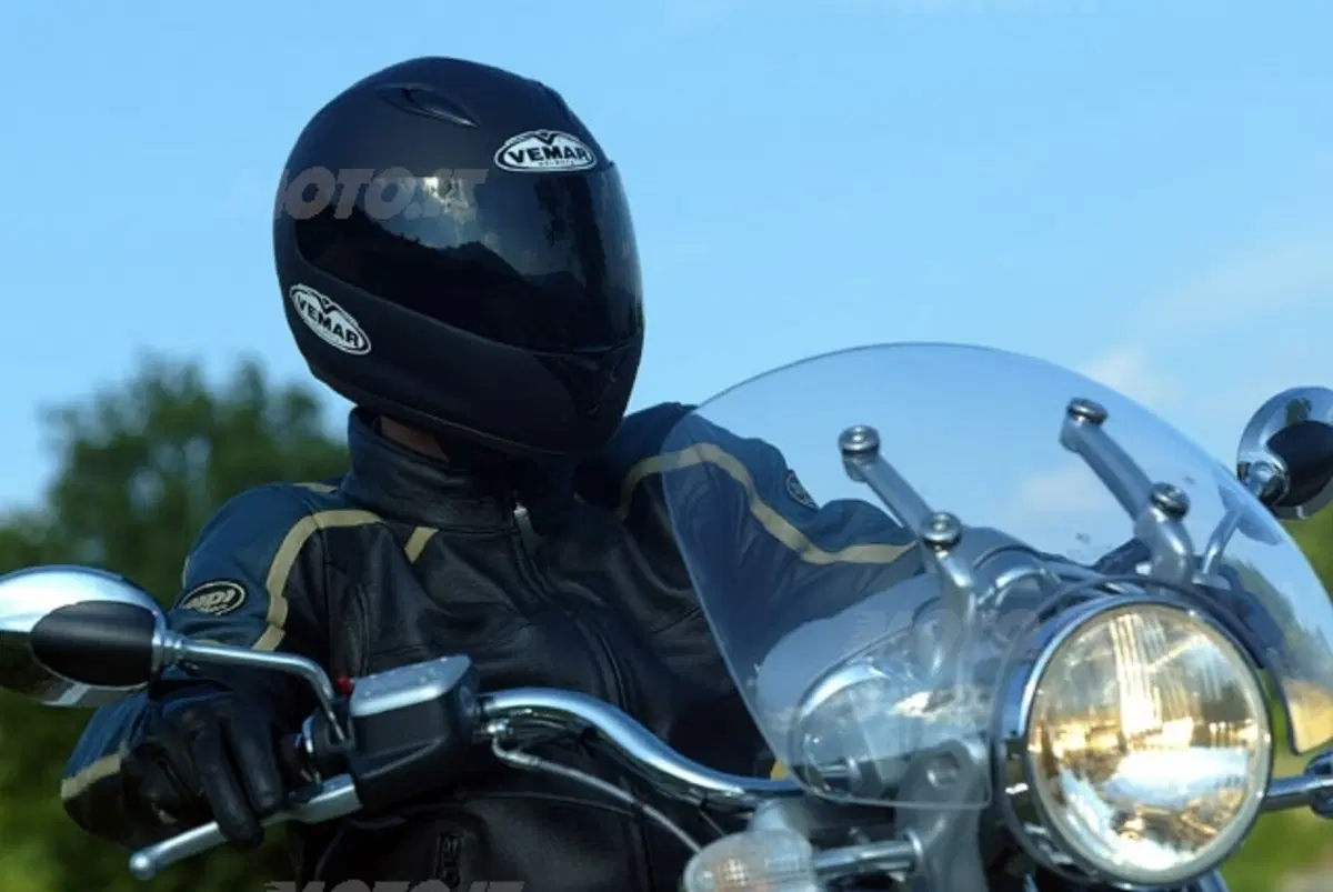BMW R 1200 C Montauk (22)