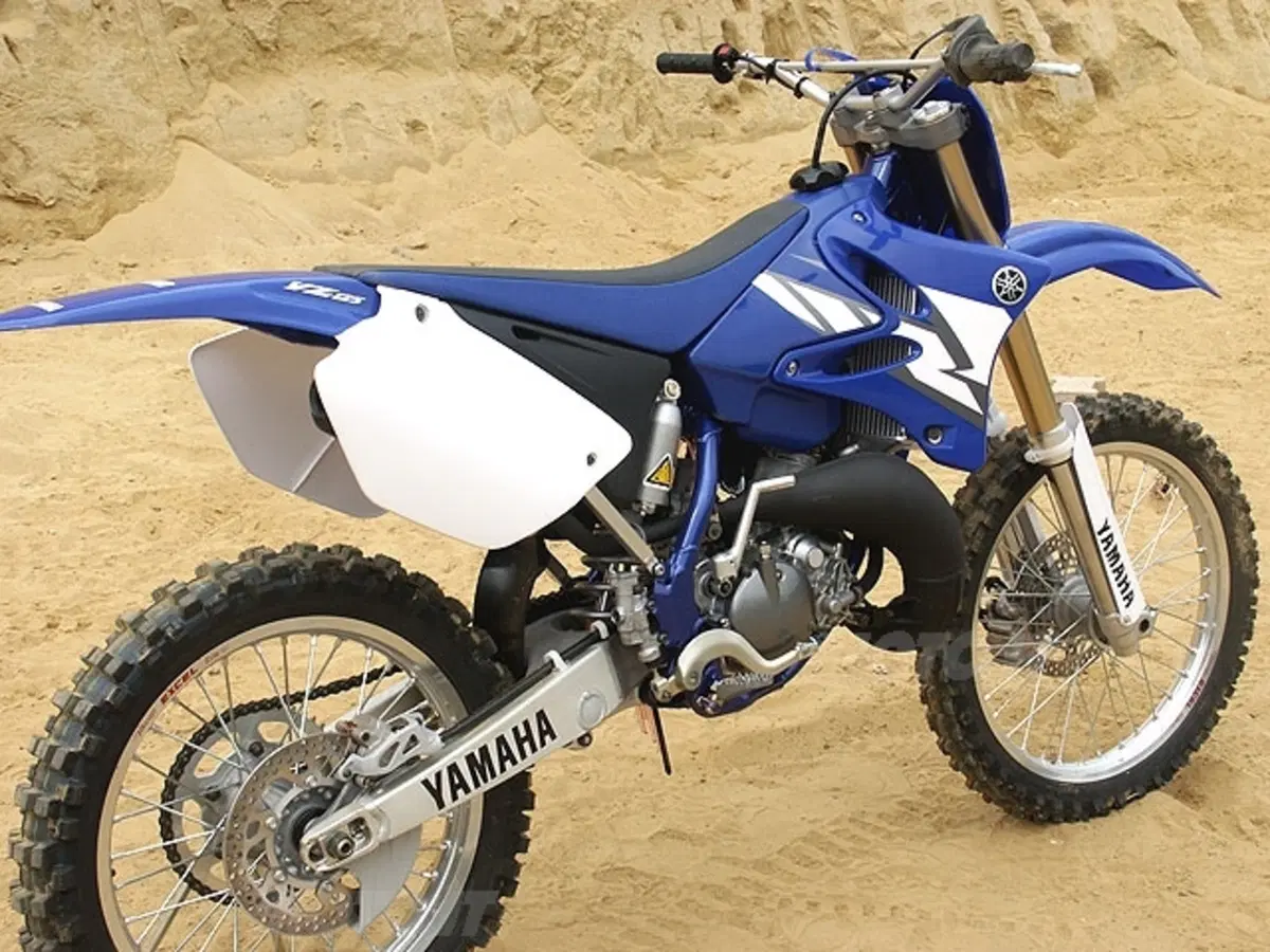 YAMAHA Cross MY 2004 (6)