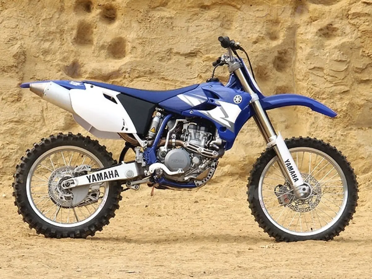 YAMAHA Cross MY 2004 (24)