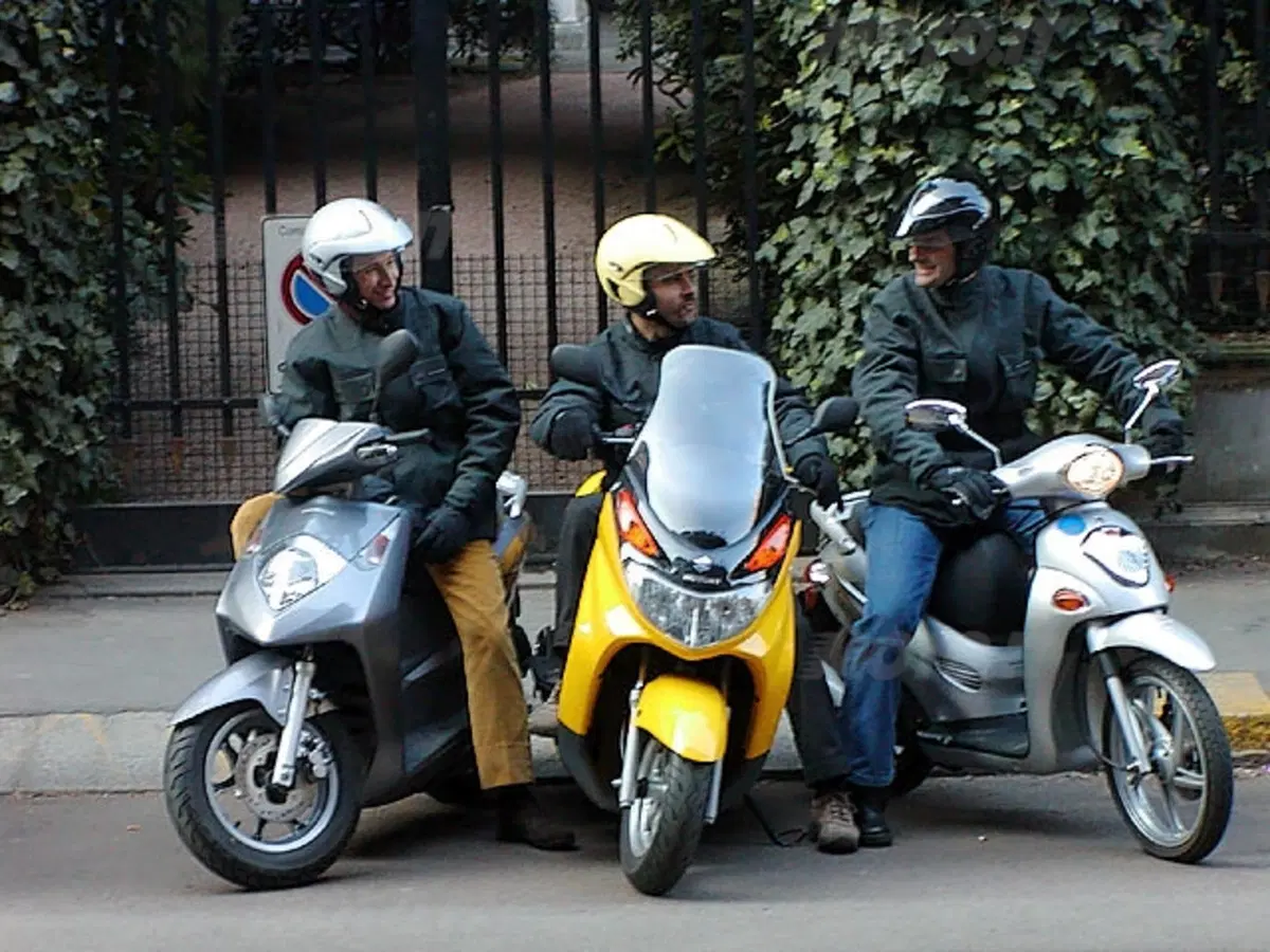 KYMCO People 125 (4)