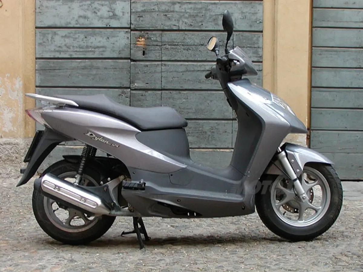 KYMCO People 125 (10)