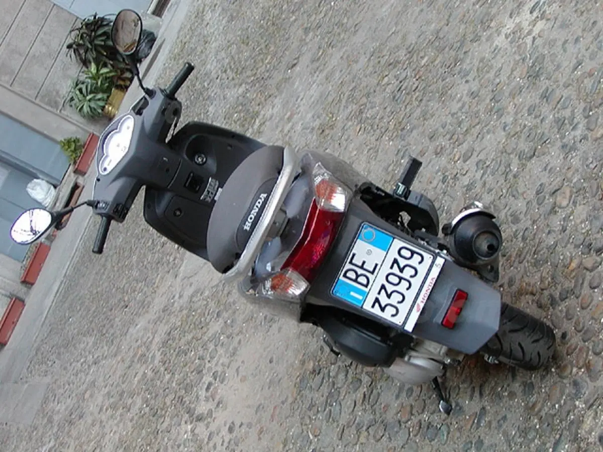 KYMCO People 125 (12)