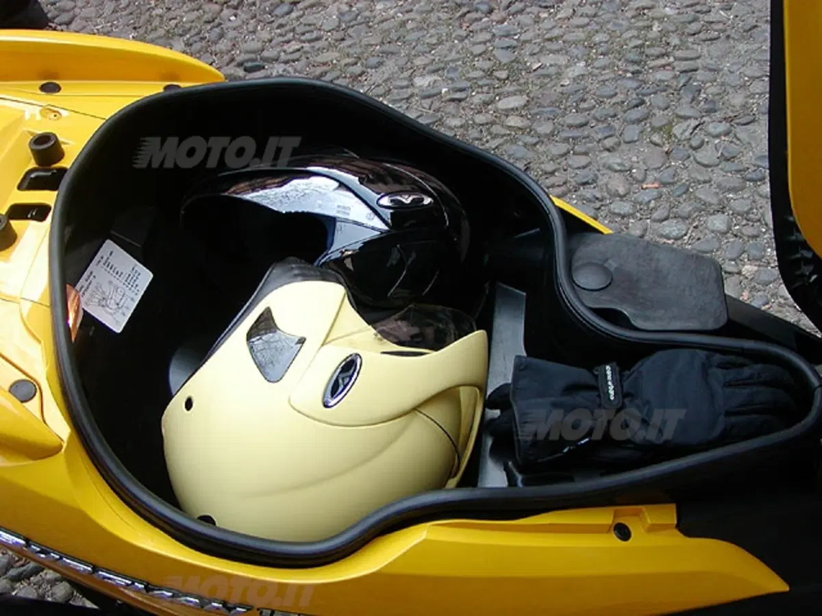 KYMCO People 125 (46)