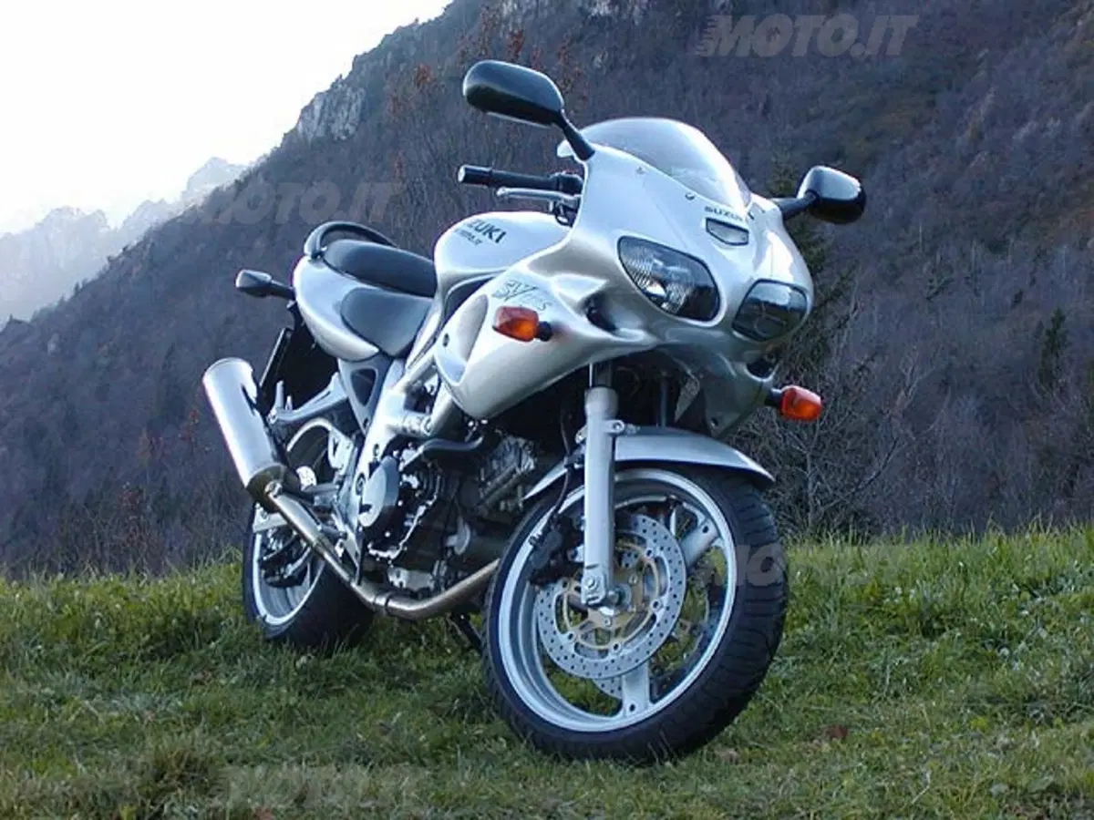 SUZUKI SV 650 S (2)