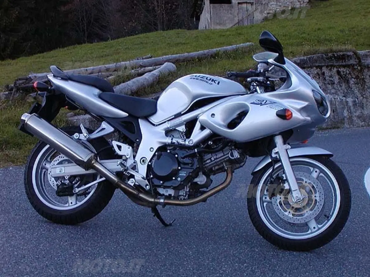 SUZUKI SV 650 S (3)
