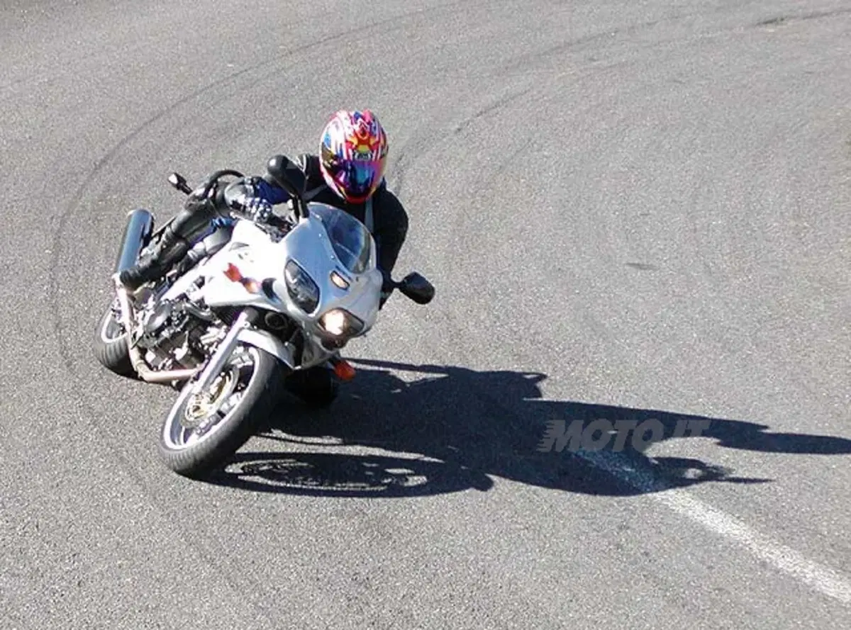 SUZUKI SV 650 S (5)