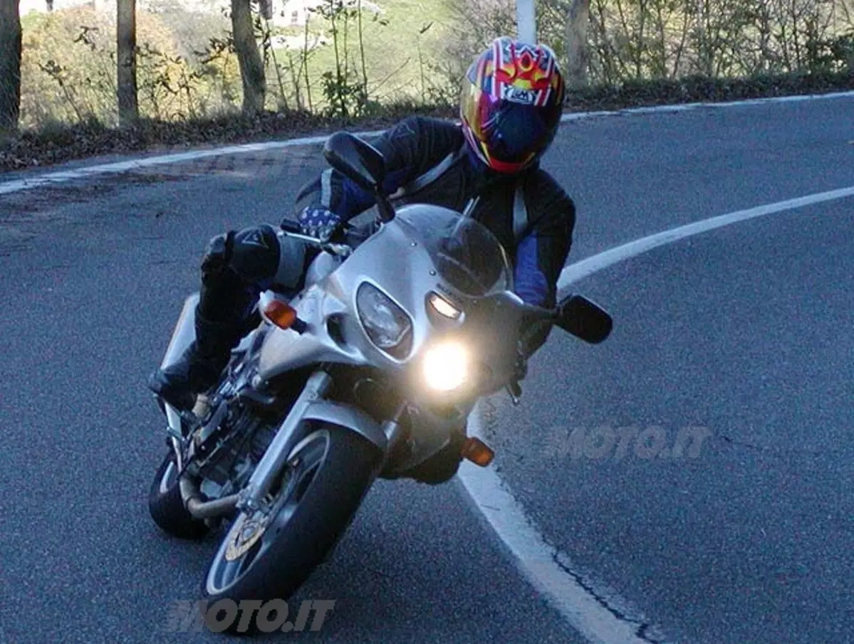 SUZUKI SV 650 S (9)