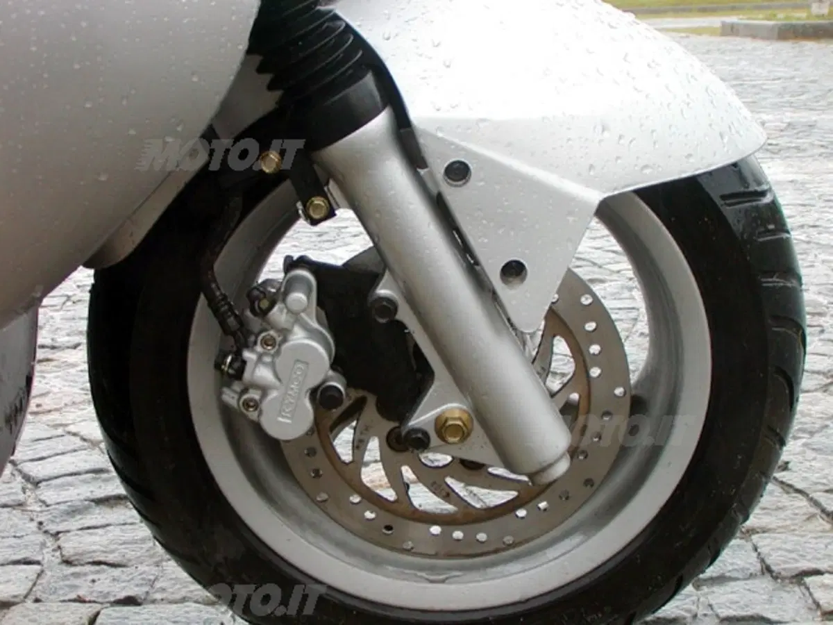 KYMCO B&W 250 (13)