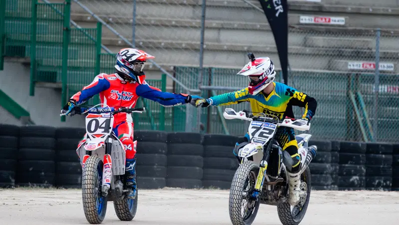 Sic Day 2015. Emozioni, beneficenza e spettacolo in pista