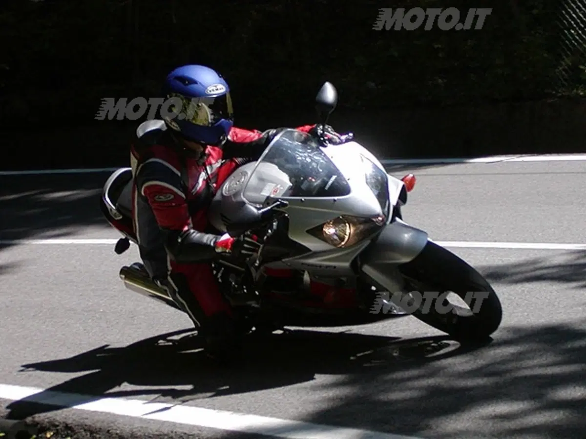 HONDA CBR 600 F (14)