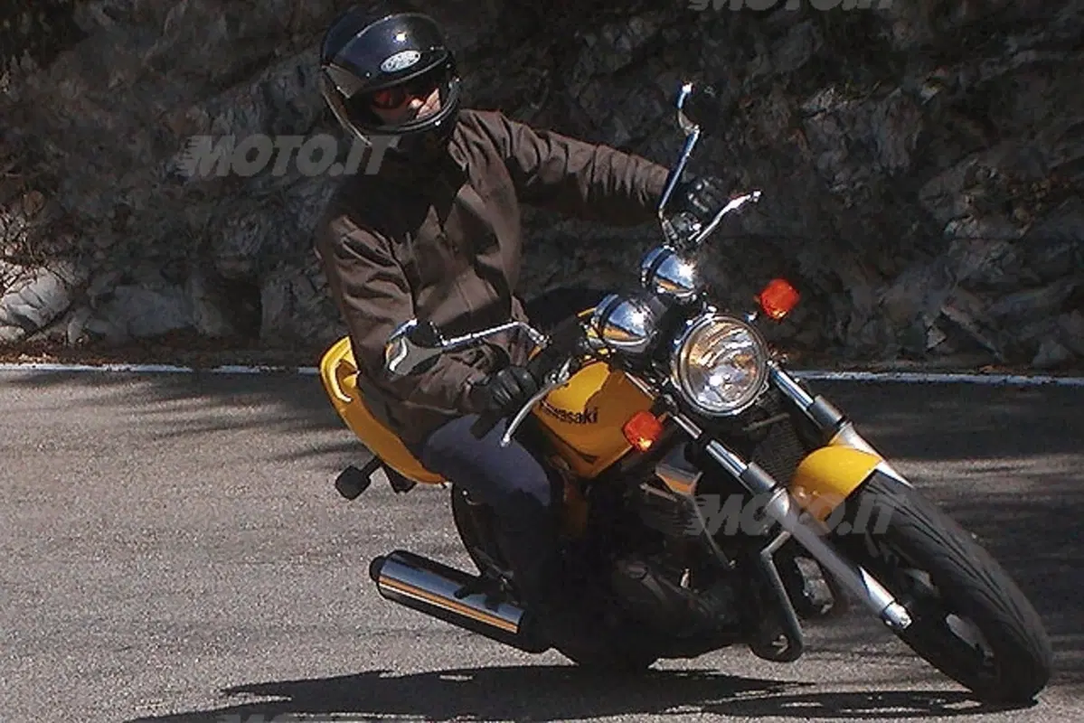 KAWASAKI ER-5 500 (21)