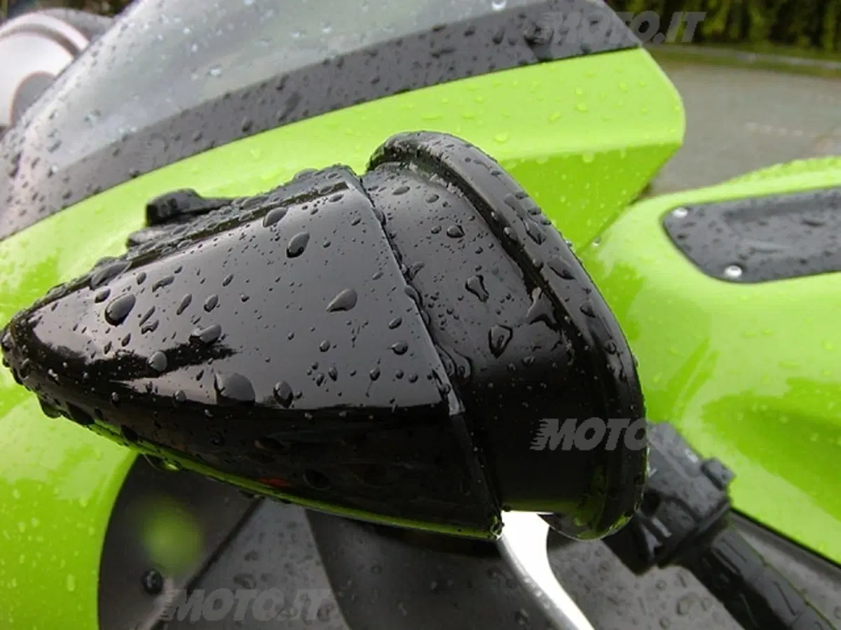 KAWASAKI ZX 12 R (11)