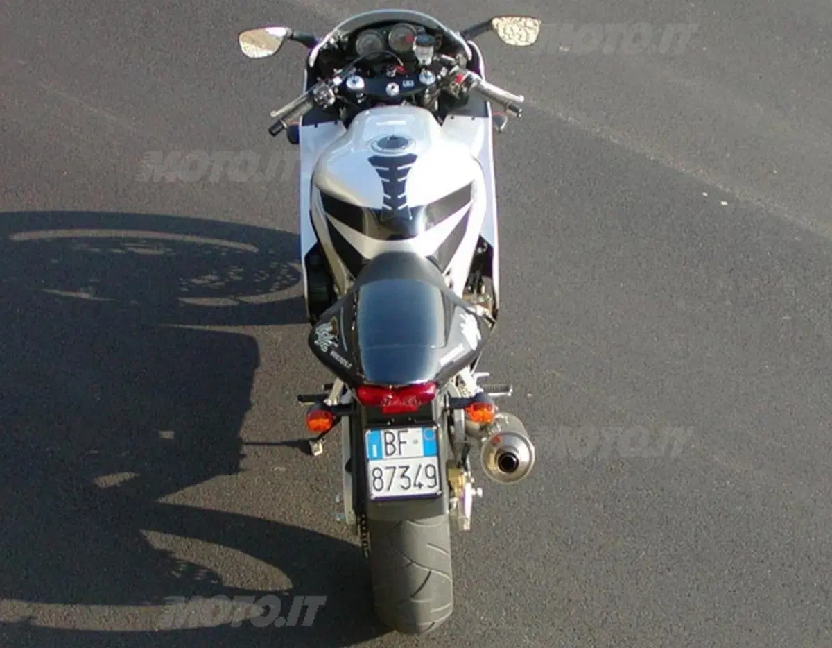 KAWASAKI Ninja ZX-9R (4)