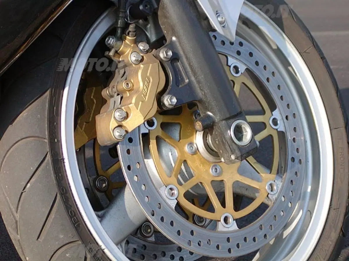 KAWASAKI Ninja ZX-9R (18)