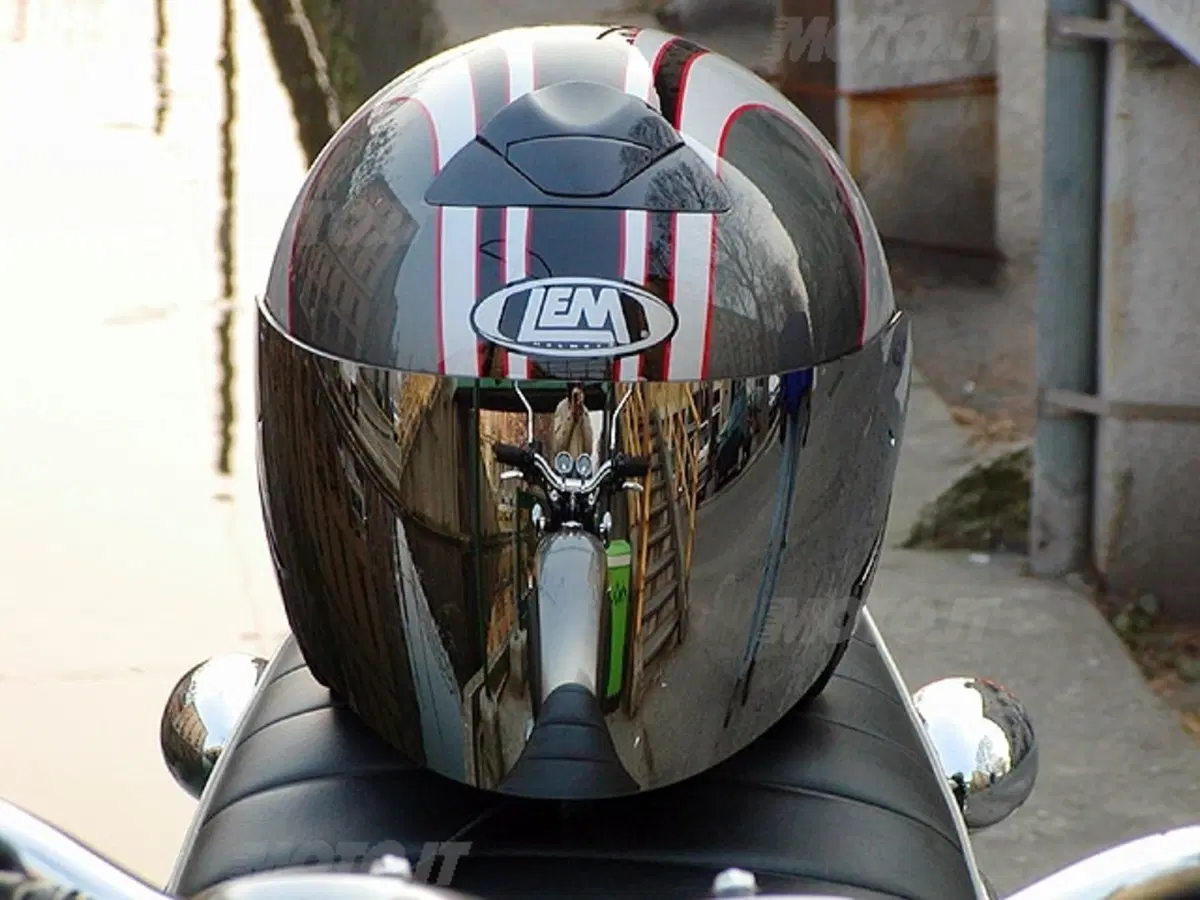 KAWASAKI W 650 (18)