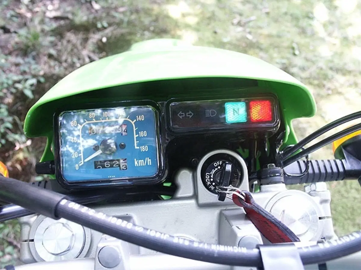 KAWASAKI KLR 650 (4)
