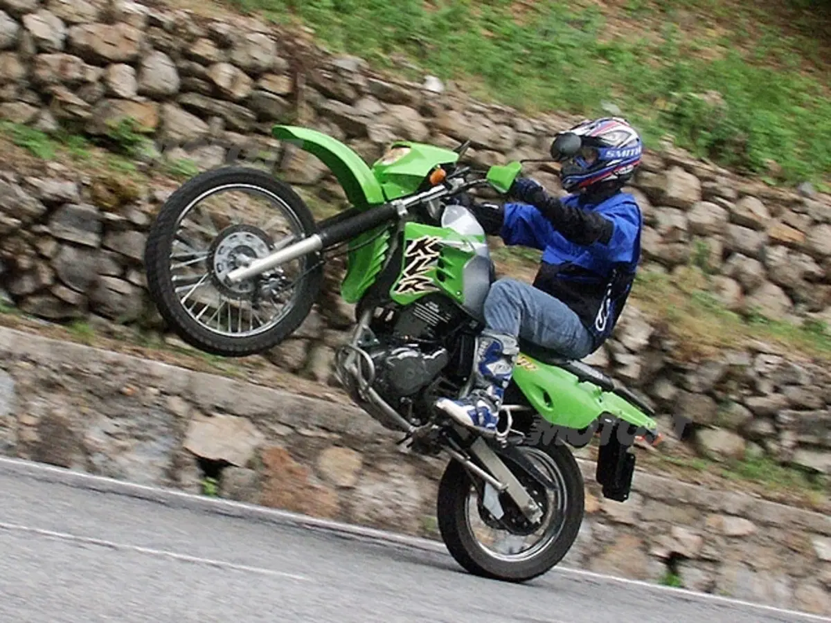 KAWASAKI KLR 650 (13)