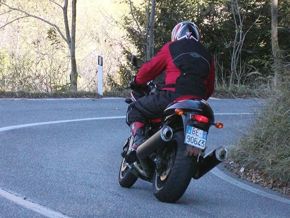 MOTO GUZZI V11 Le Mans (6)