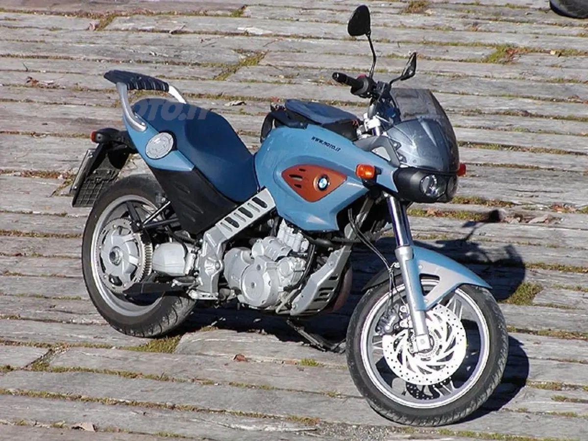 BMW F 650 CS (2)