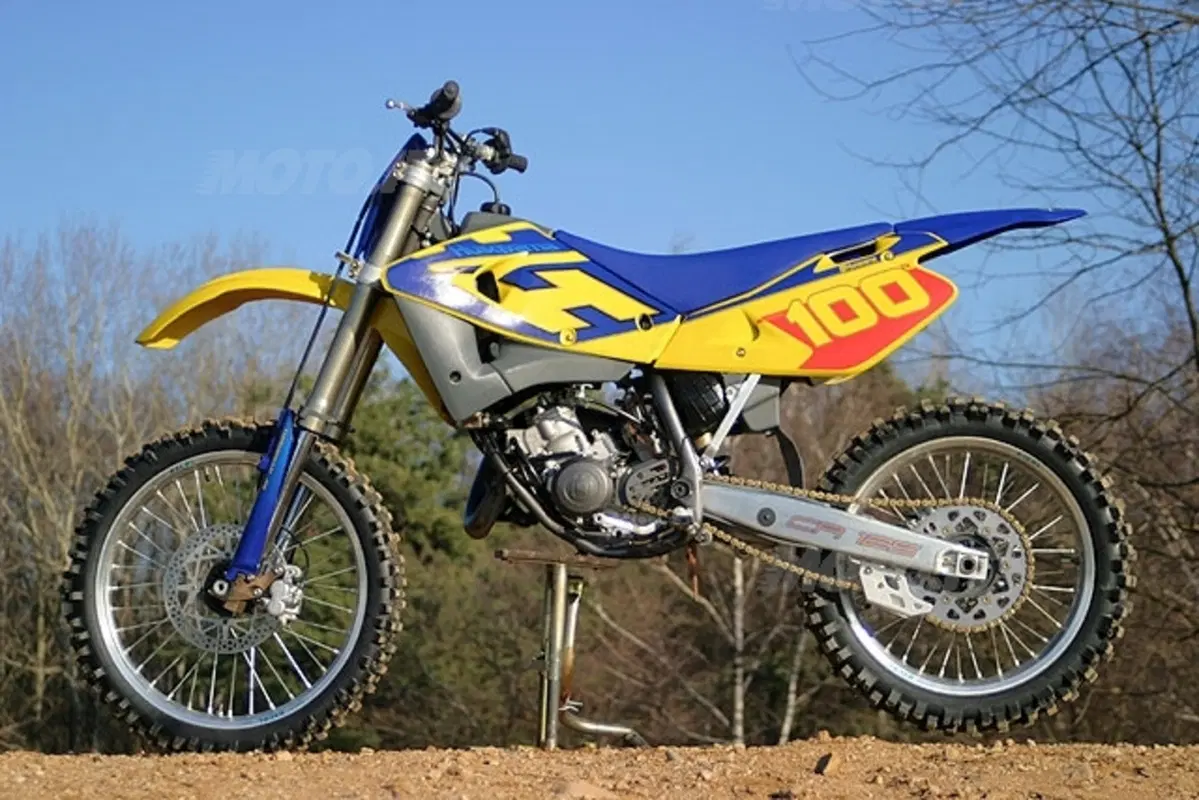 HUSQVARNA (36)