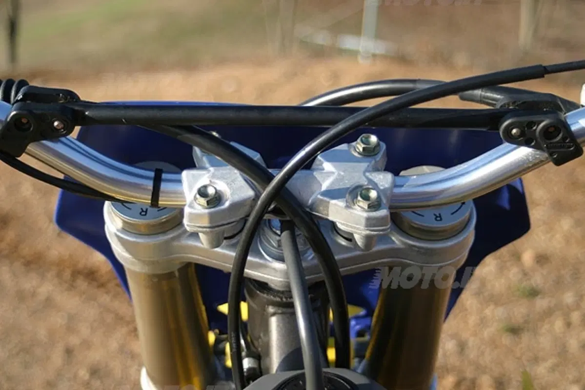 HUSQVARNA (44)