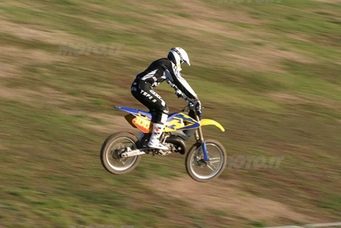 HUSQVARNA (48)