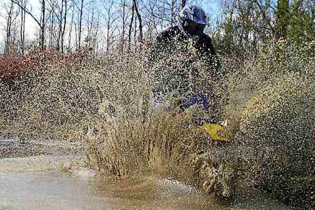 HUSQVARNA WR 250 e TE 250 (4)