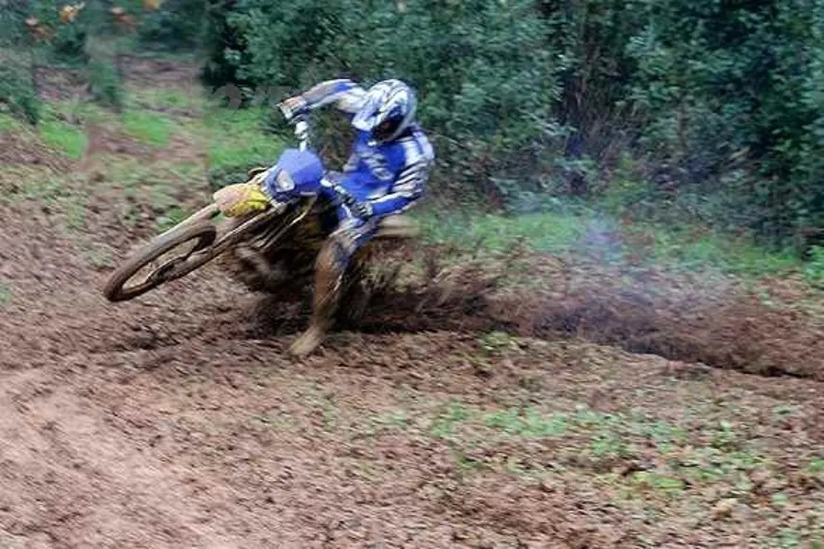 HUSQVARNA WR 250 e TE 250 (10)
