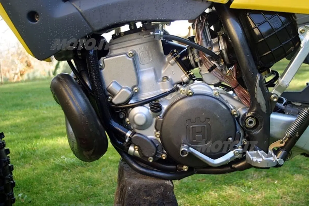 HUSQVARNA WR 250 e TE 250 (12)
