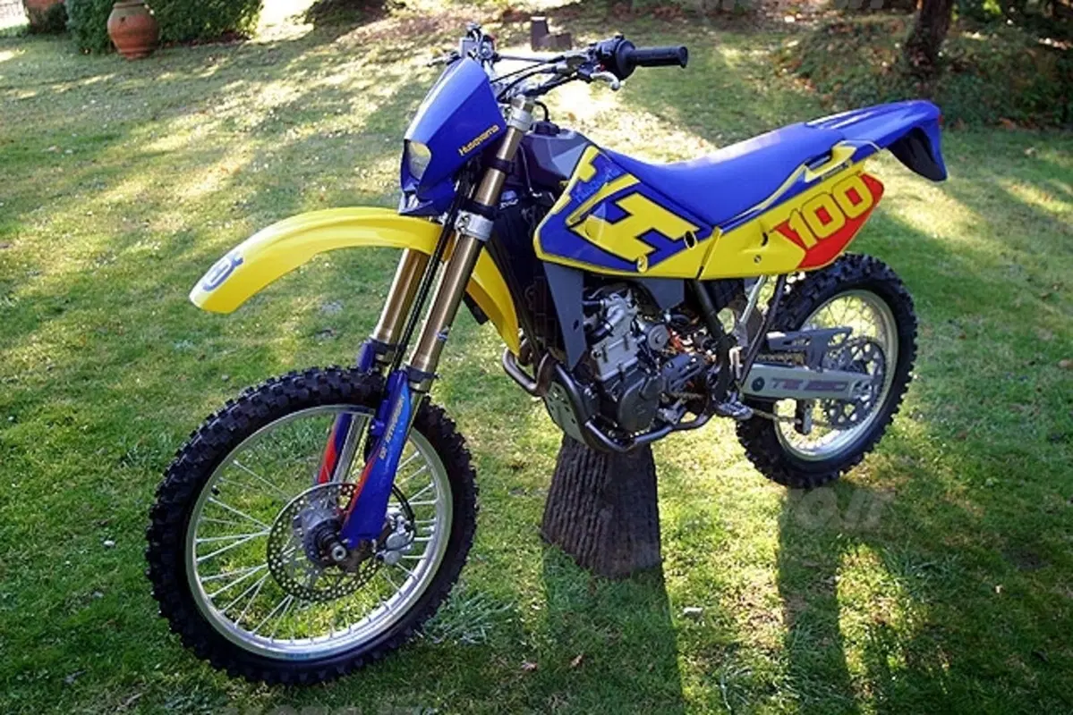 HUSQVARNA WR 250 e TE 250 (28)