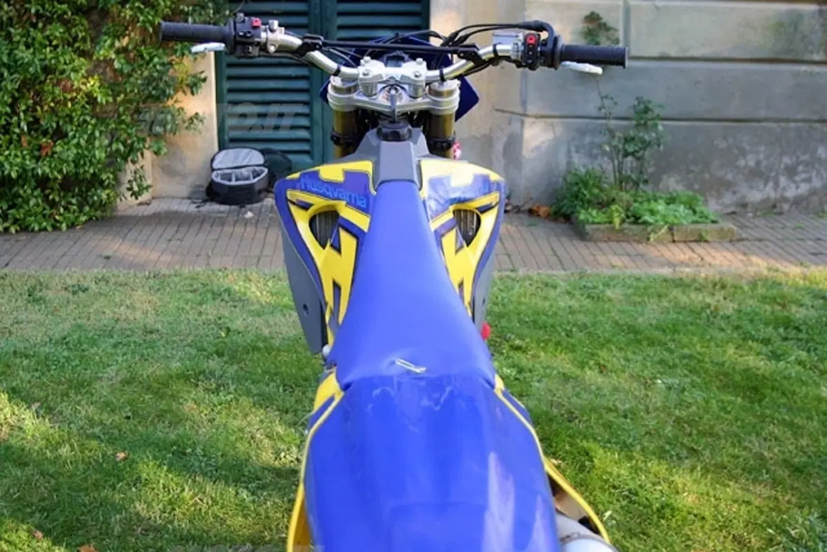 HUSQVARNA WR 250 e TE 250 (30)