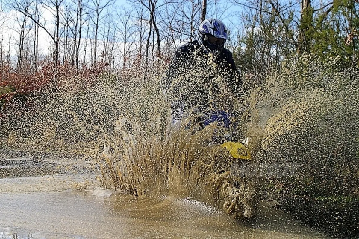 HUSQVARNA WR 250 e TE 250 (41)