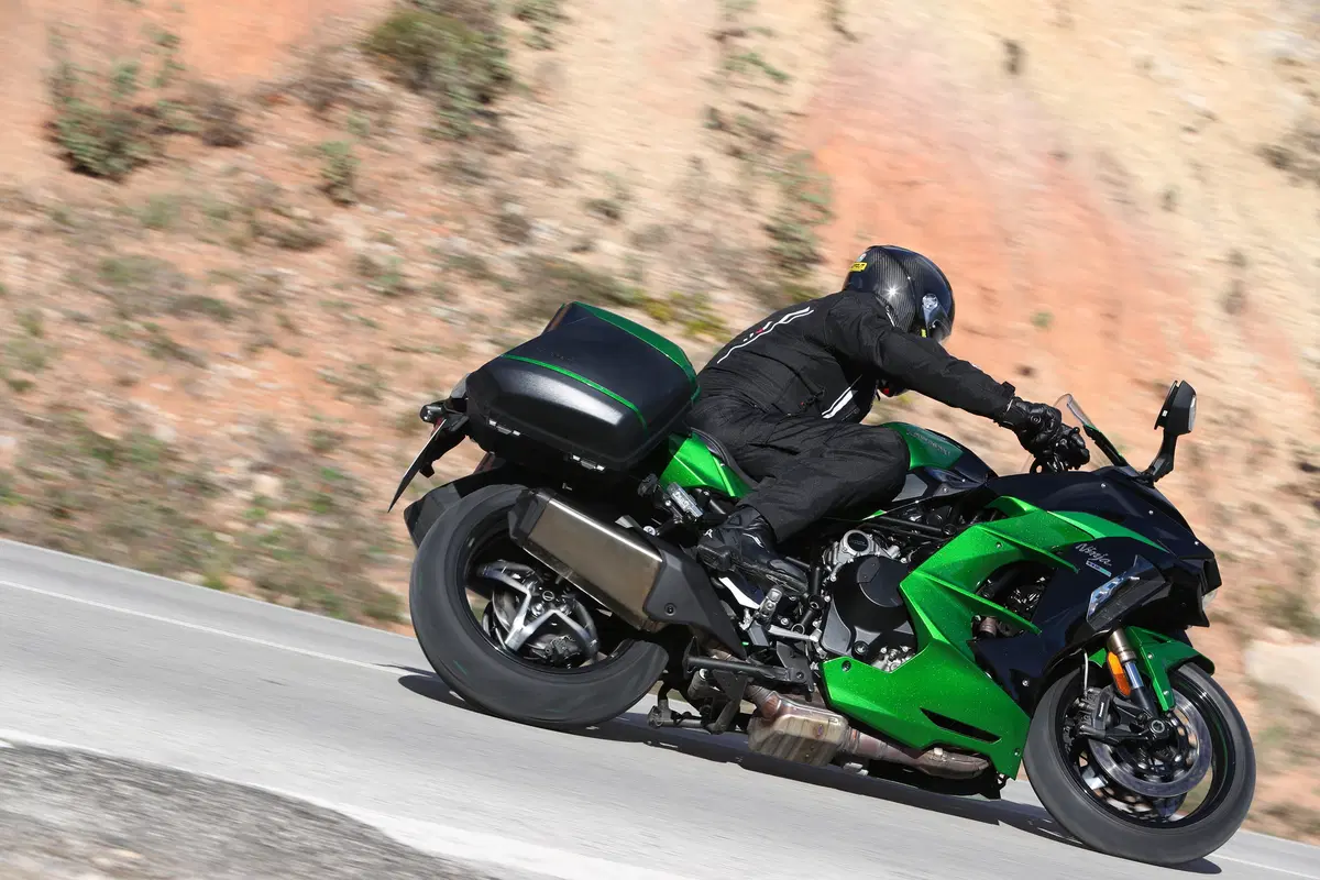 Kawasaki Ninja H2 SX