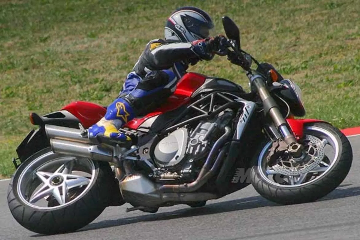 MV AGUSTA Brutale S (2)