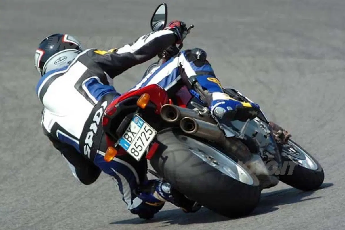 MV AGUSTA Brutale S (4)