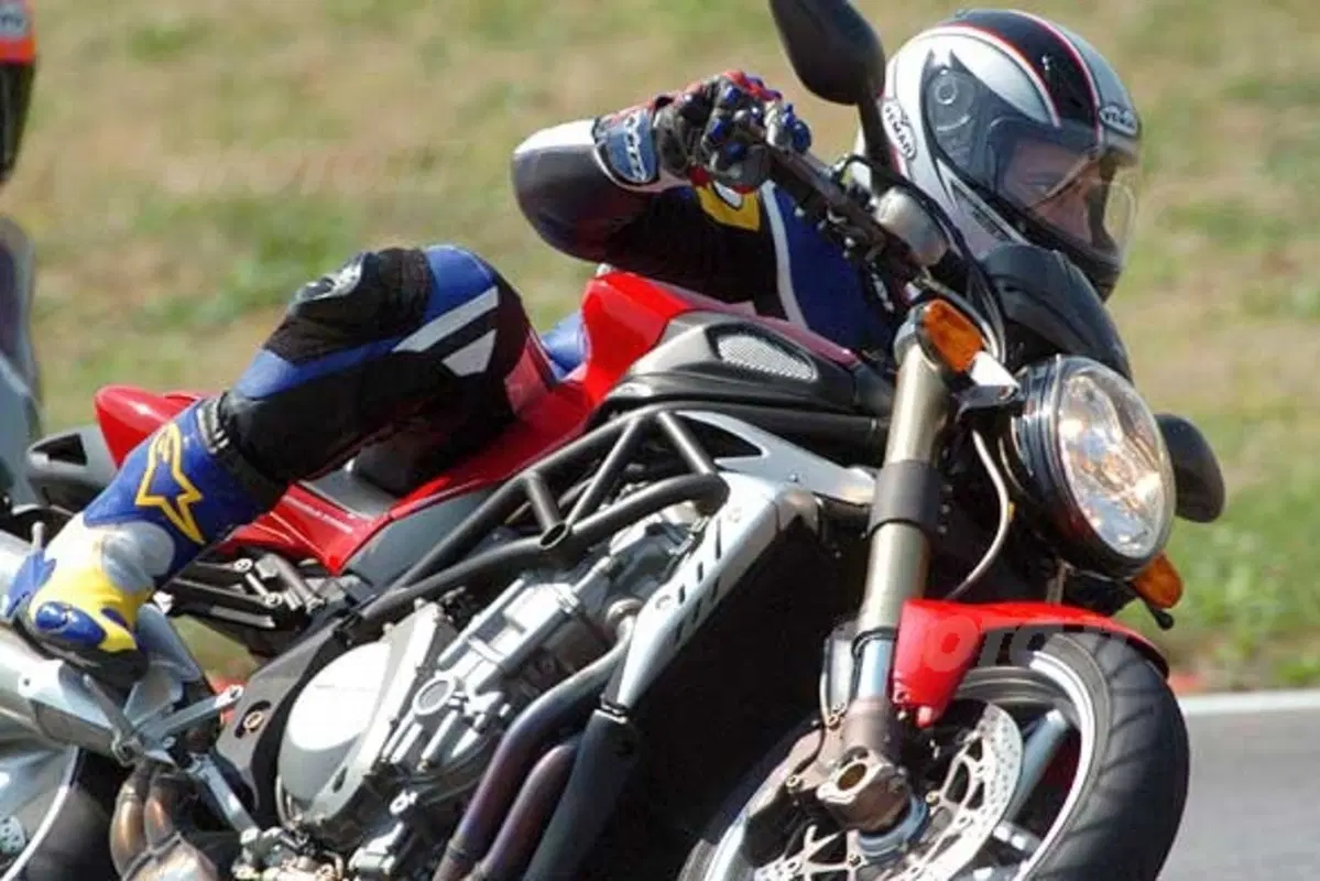MV AGUSTA Brutale S (8)