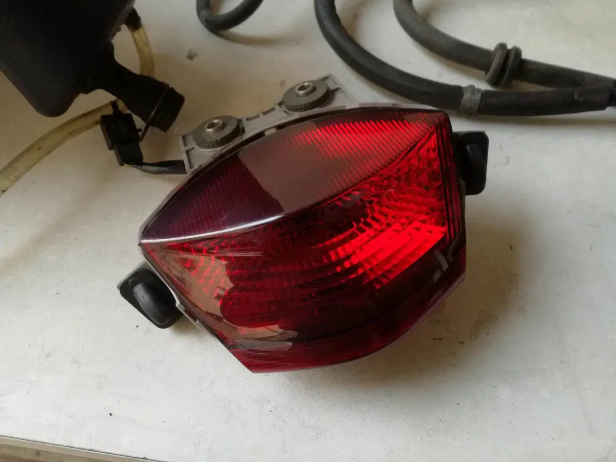 Ricambi vari originali Kawasaki ER-6F 2008 (4)