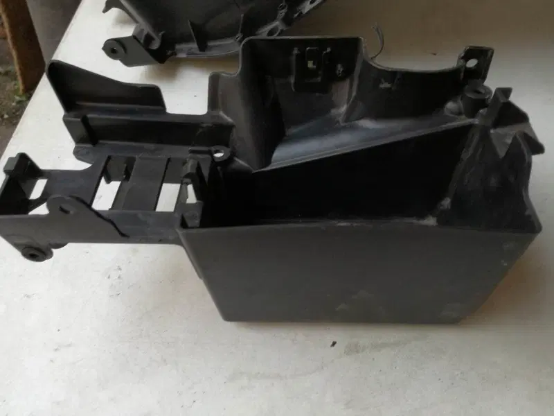 Ricambi vari originali Kawasaki ER-6F 2008 (7)