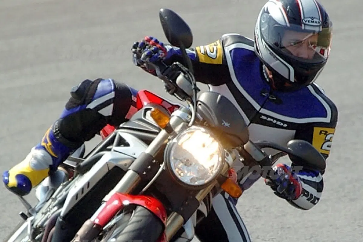 MV AGUSTA Brutale S (19)
