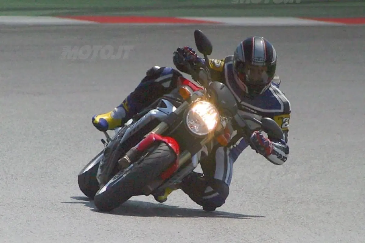MV AGUSTA Brutale S (21)